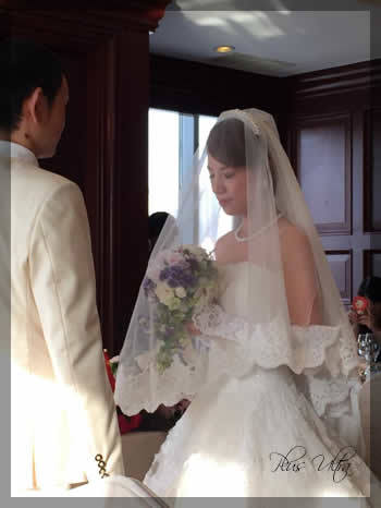 造花　海外ウェディングブーケ　白　紫　