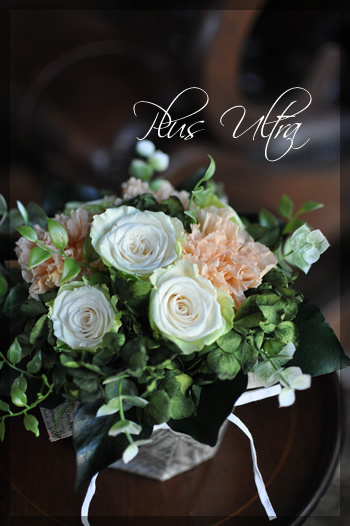 プリザ　プリザーブドフラワー　フラワーアレンジ　モダン　シック　大人　手づくり