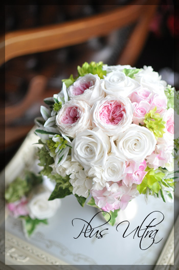 プリザ プリザーブドフラワー ウェディングブーケ 豪華 ラウンドブーケ 白 ピンク