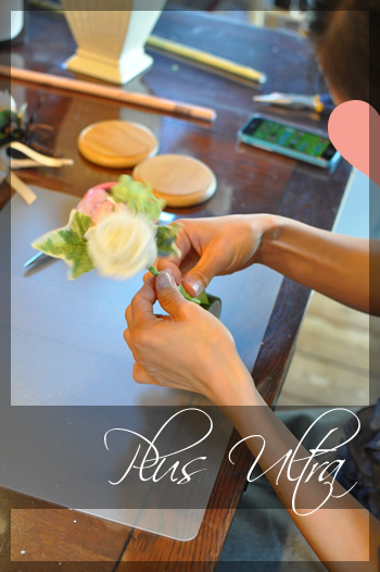 プリザ プリザーブドフラワー ウェディングブーケ 豪華 ラウンドブーケ 純白