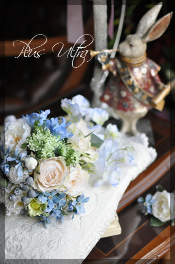 造花　ウェディングブーケ　自然　ナチュラル キャスケードブーケ　白　ブルー