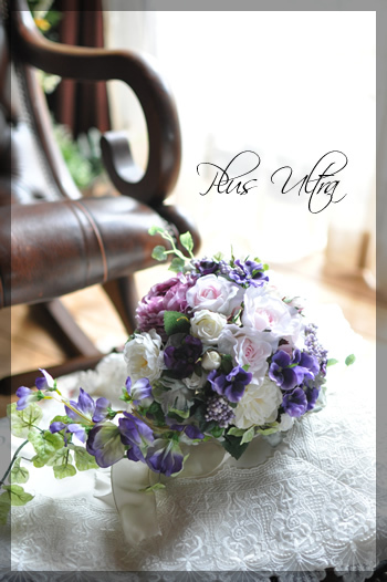 ｖウェディングブーケ キャスケードブーケ　ラウンドブーケ　造花　ピンク　白　紫