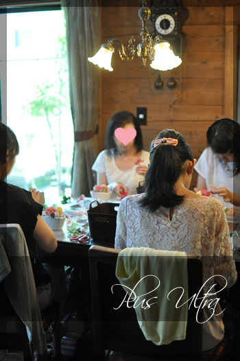 プリザ　プリザーブドフラワー　造花　レッスン　フラワーアレンジ　豪華　可愛い　手づくり