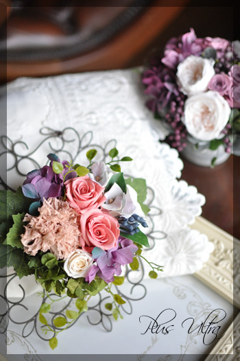 プリザ　プリザーブドフラワー　レッスン　フラワーアレンジ　豪華　アイアン　手づくり　壁掛け　大人　可愛い