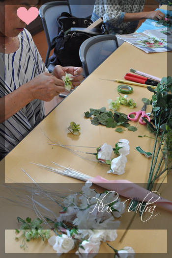 造花 ウェディング ブーケ 白 ピンク 薔薇 トスブーケ