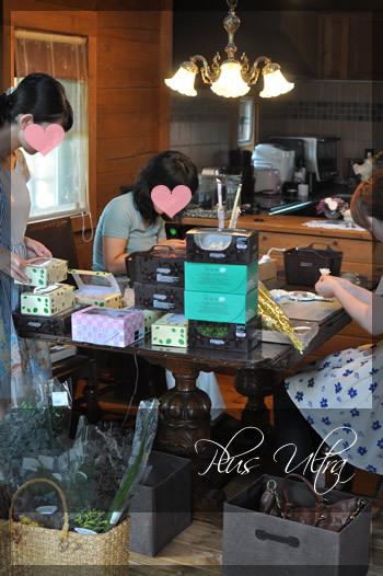 プリザ　プリザーブドフラワー　造花　レッスン　フラワーアレンジ　豪華　手づくり