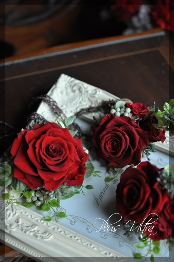 プリザ　プリザーブドフラワー　リストブーケ　リストレット　赤　大人