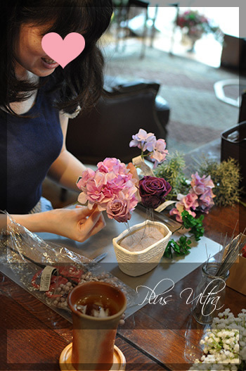 プリザ　プリザーブドフラワー　造花　生花　レッスン　フラワーアレンジ　豪華　手づくり