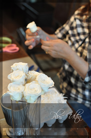 プリザ　プリザーブドフラワー　ウェディングブーケ　可愛い キャスケードブーケ　白　ピンク