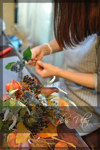 造花 フラワーアレンジ 豪華 ハロウィン 秋 壁掛け スワッグ