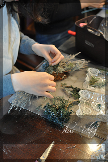 プリザ　プリザーブドフラワー　ドライ　クリスマススワッグ