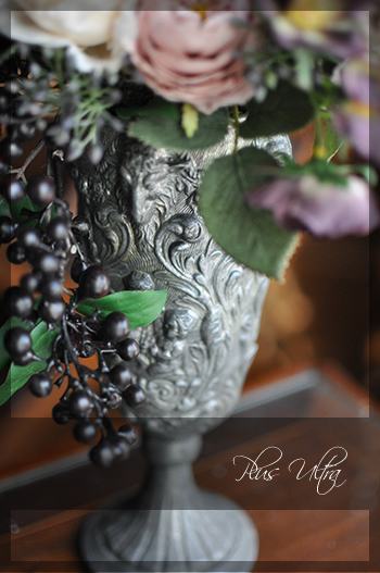 フラワーアレンジ 豪華 造花 アンティーク シック シャビー