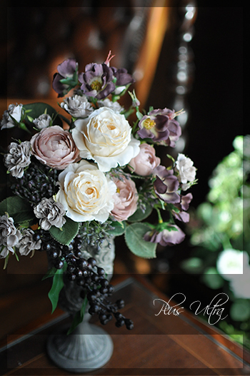 フラワーアレンジ 豪華 造花 アンティーク シック シャビー