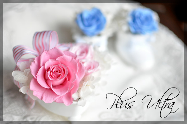 プリザーブドフラワー　出産　プレゼント 上品 おしゃれ　可愛い　ベビーシューズ