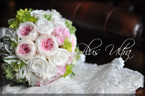 プリザ プリザーブドフラワー ウェディングブーケ 豪華 ラウンドブーケ 白 ピンク