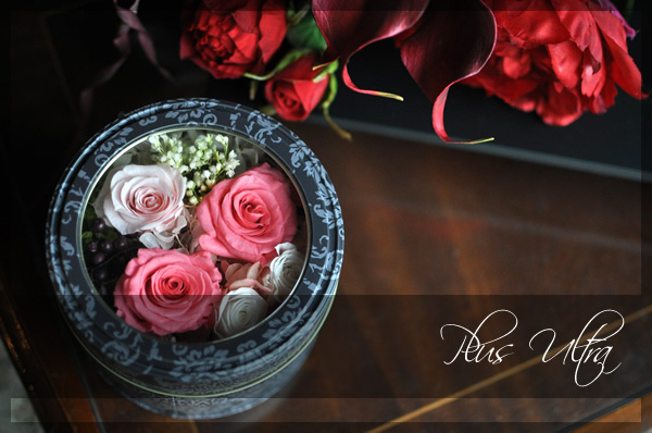 プリザ　プリザーブドフラワー　新築　プレゼント　豪華　可愛い　手づくり　ピンク　おしゃれ　缶詰ギフト