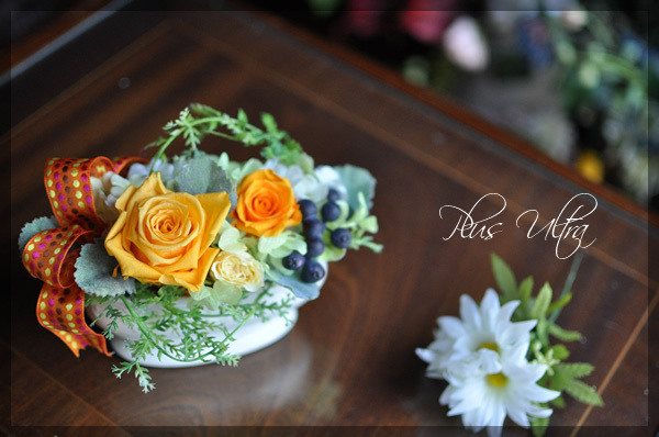 プリザ　プリザーブドフラワー　玄関　横長　 豪華 黄色オレンジ　可愛い