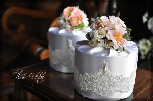 おむつケーキ　ダイパーケーキ　出産祝い　造花　ミニブーケ