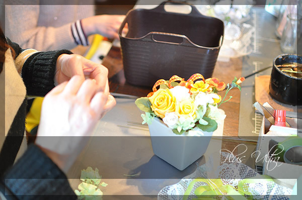 プリザ　プリザーブドフラワー　レッスン　フラワーアレンジ　豪華　黄色　オレンジ　可愛い