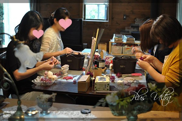 プリザ　プリザーブドフラワー　レッスン　フラワーアレンジ　豪華　横長　アンティーク　シック