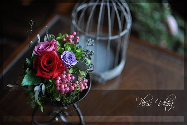 プリザ　プリザーブドフラワー　　アイアンスタンド